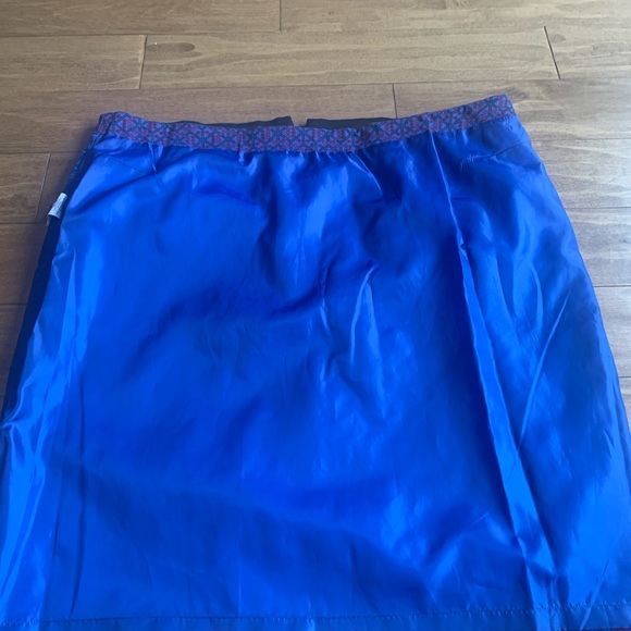 Pencil skirt with fun design. - Picture 6 of 6